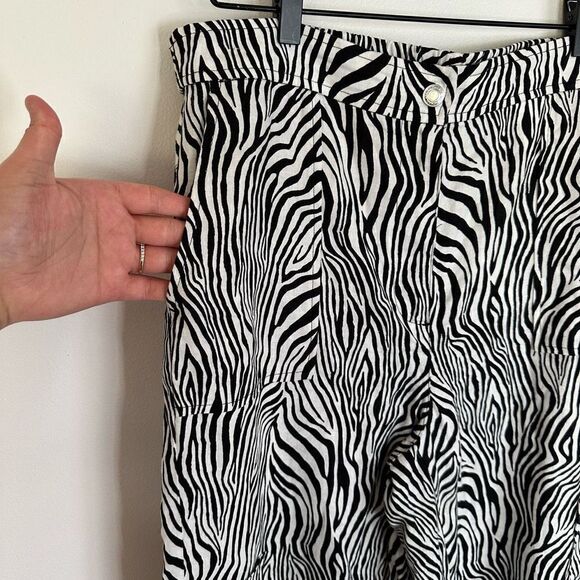 Michael Michael Kors Women’s Linen Blend Zebra Print Drawstring Cargo Pocket Tro - Picture 9 of 11